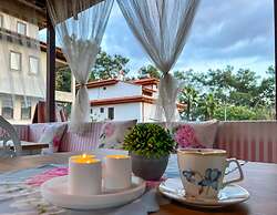 Liya Boutique Hotel & Suites