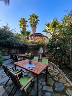 Liya Boutique Hotel & Suites