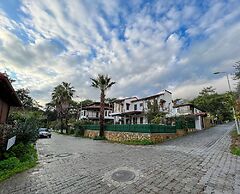 Liya Boutique Hotel & Suites