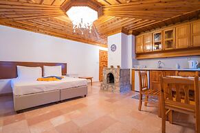 Liya Boutique Hotel & Suites