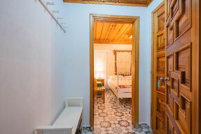 Liya Boutique Hotel & Suites