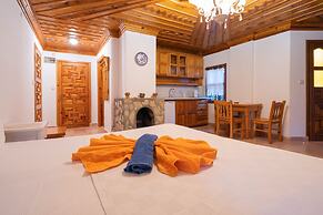 Liya Boutique Hotel & Suites