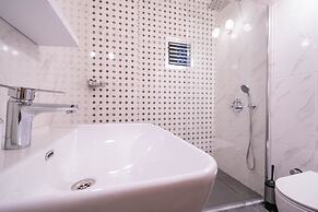 Liya Boutique Hotel & Suites