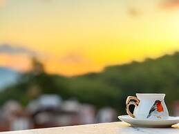 Liya Boutique Hotel & Suites