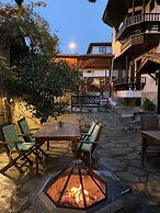 Liya Boutique Hotel & Suites