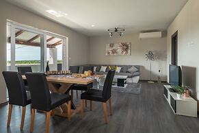 Relax and Unwind in our Brand new Apartment in Krnica Called Bura