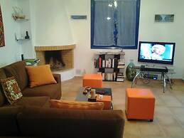 A Cosy House Nearby The Sea