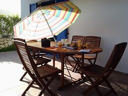 A Cosy House Nearby The Sea