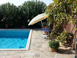 A Cosy House Nearby The Sea