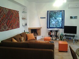 A Cosy House Nearby The Sea