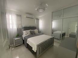 Monumental Area, Lovely Comfortable Apartment Specially for you