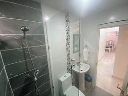 7DR Apt in Prime Location Near Monumental Area