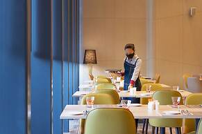 M World Hotel (formerly known as Avante Hotel)