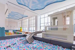 M World Hotel (formerly known as Avante Hotel)