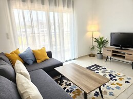 Melony Apartment