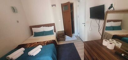 REIS BEACH HOTEL&RESTAURANT