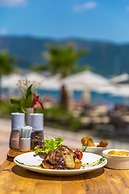 REIS BEACH HOTEL&RESTAURANT