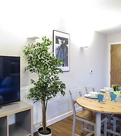 Tudors eSuites City Centre House