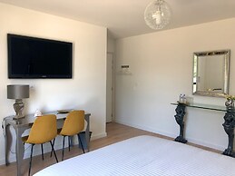 Hôtelya - Lille - Villeneuve d'Ascq