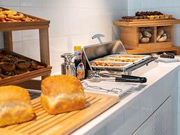 Mercure Amsterdam North Station