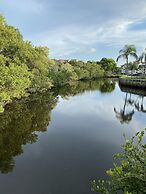 Dharma Home Suites Dania Beach at Sheridan Ocean Club