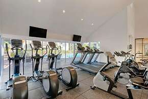 Dharma Home Suites Dania Beach at Sheridan Ocean Club