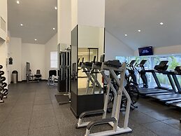 Dharma Home Suites Dania Beach at Sheridan Ocean Club