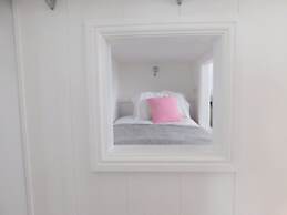 Spacious 2-bed Lodge in Bury Saint Edmunds