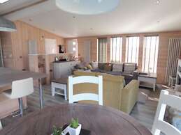 Spacious 2-bed Lodge in Bury Saint Edmunds