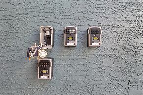 Dharma Home Suites South Miami at Red Road Commons