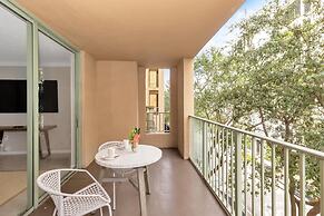 Dharma Home Suites Coral Gables at Gables Grand Plaza