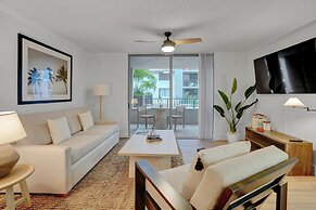 Dharma Home Suites Coral Gables at Gables Grand Plaza