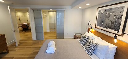 Dharma Home Suites Coral Gables at Gables Grand Plaza