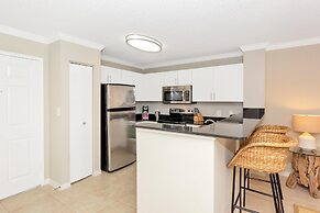 Dharma Home Suites Coral Gables at Gables Grand Plaza