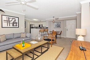 Dharma Home Suites Coral Gables at Gables Grand Plaza