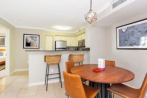 Dharma Home Suites Coral Gables at Gables Grand Plaza