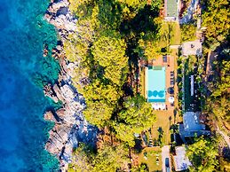 Lov Faralya (+16 Adults Only)