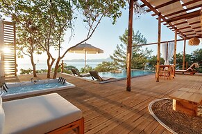 Lov Faralya (+16 Adults Only)