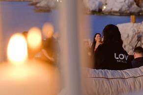 Lov Faralya (+16 Adults Only)