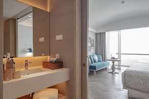 Royal Avila Boutique Resort