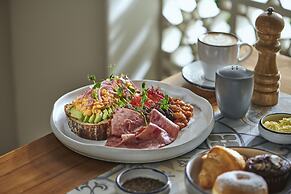 Royal Avila Boutique Resort