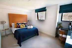Beachcliff Hotel and Apartments