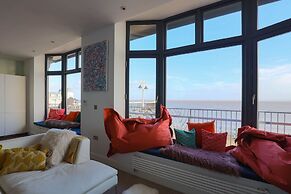 Beachcliff Hotel and Apartments