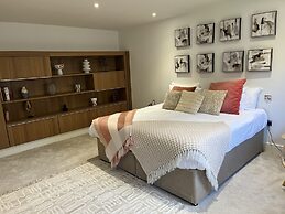 Beachcliff Hotel and Apartments