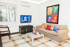 Chic Charming Central Athens Apt.