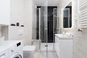 Tauron Arena Apartments by Renters