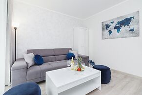 Tauron Arena Apartments by Renters