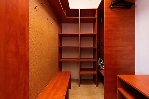 Apartment Wyspowa Warsaw by Renters
