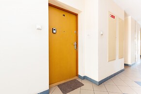 Apartment Wyspowa Warsaw by Renters