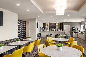 Microtel Inn & Suites Montreal Airport - Dorval QC